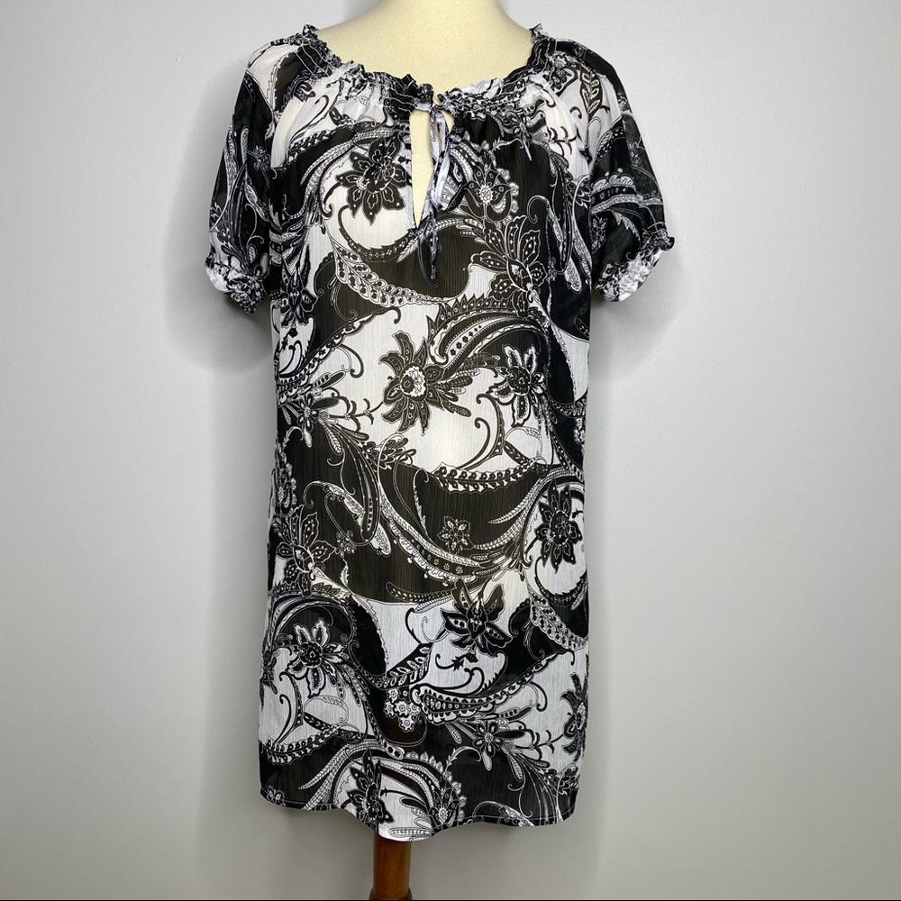 Tommy Bahama semi sheer pool coverup size small